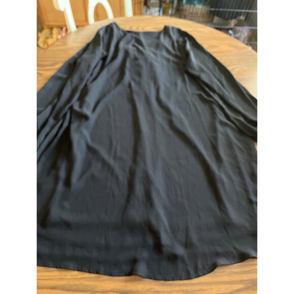 Sami & Jo black embroidered front long open sleeved dress size 2X - Picture 4 of 11